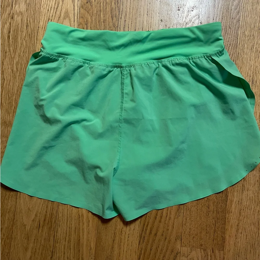 lululemon athletica bright green shorts faded zap color - Picture 2 of 6